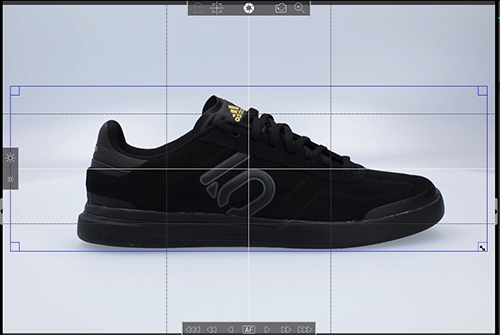 black sport shoe - frame the product for 360 image 2